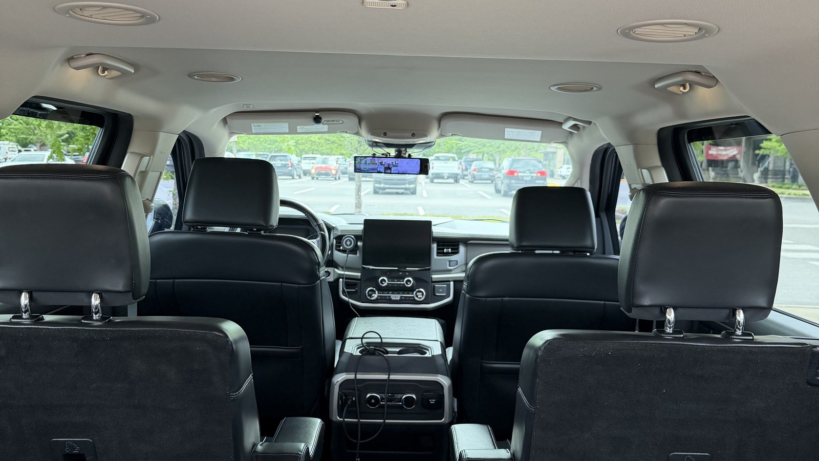 2022 Ford Expedition photo 3