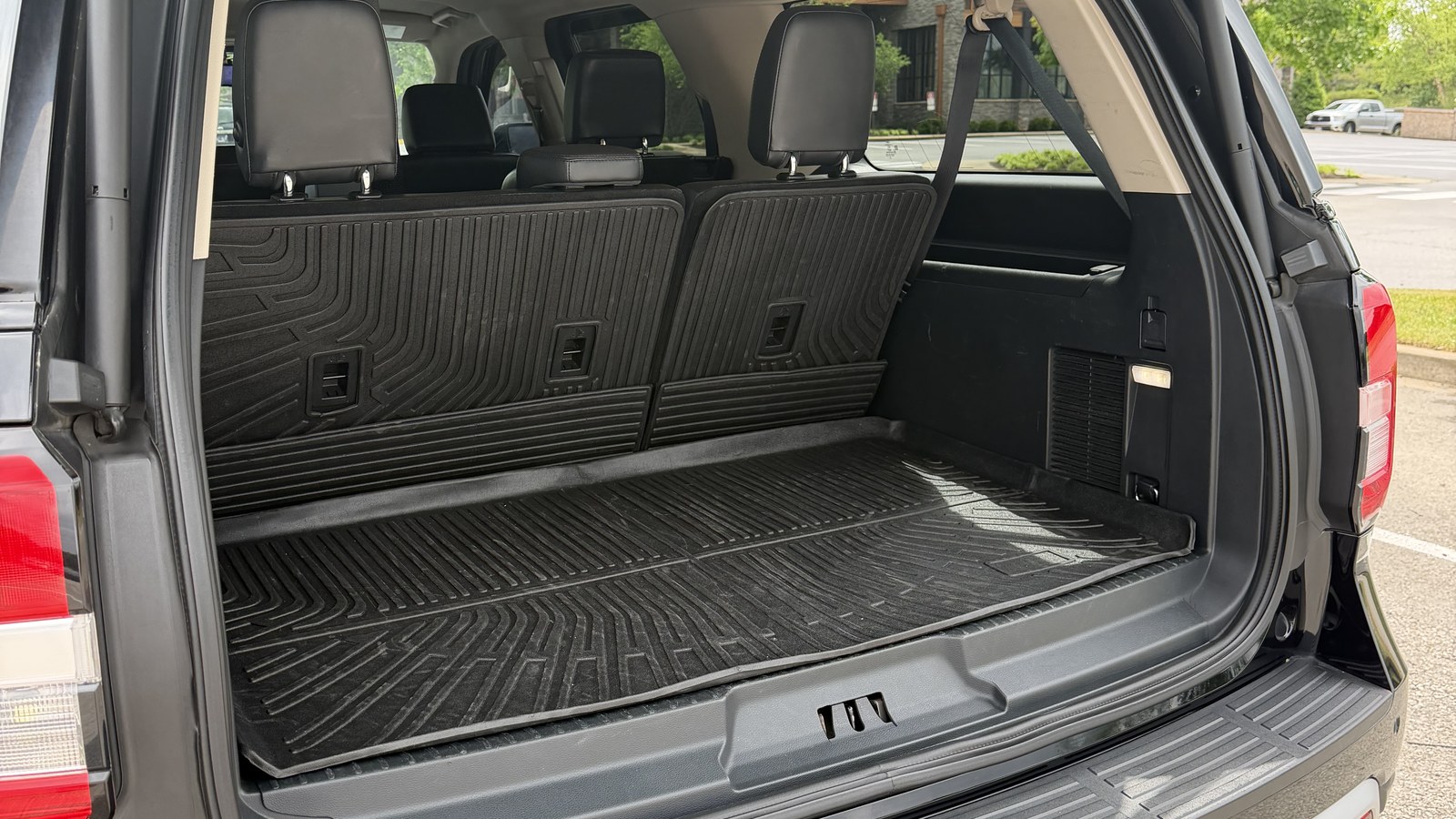 2022 Ford Expedition photo 4